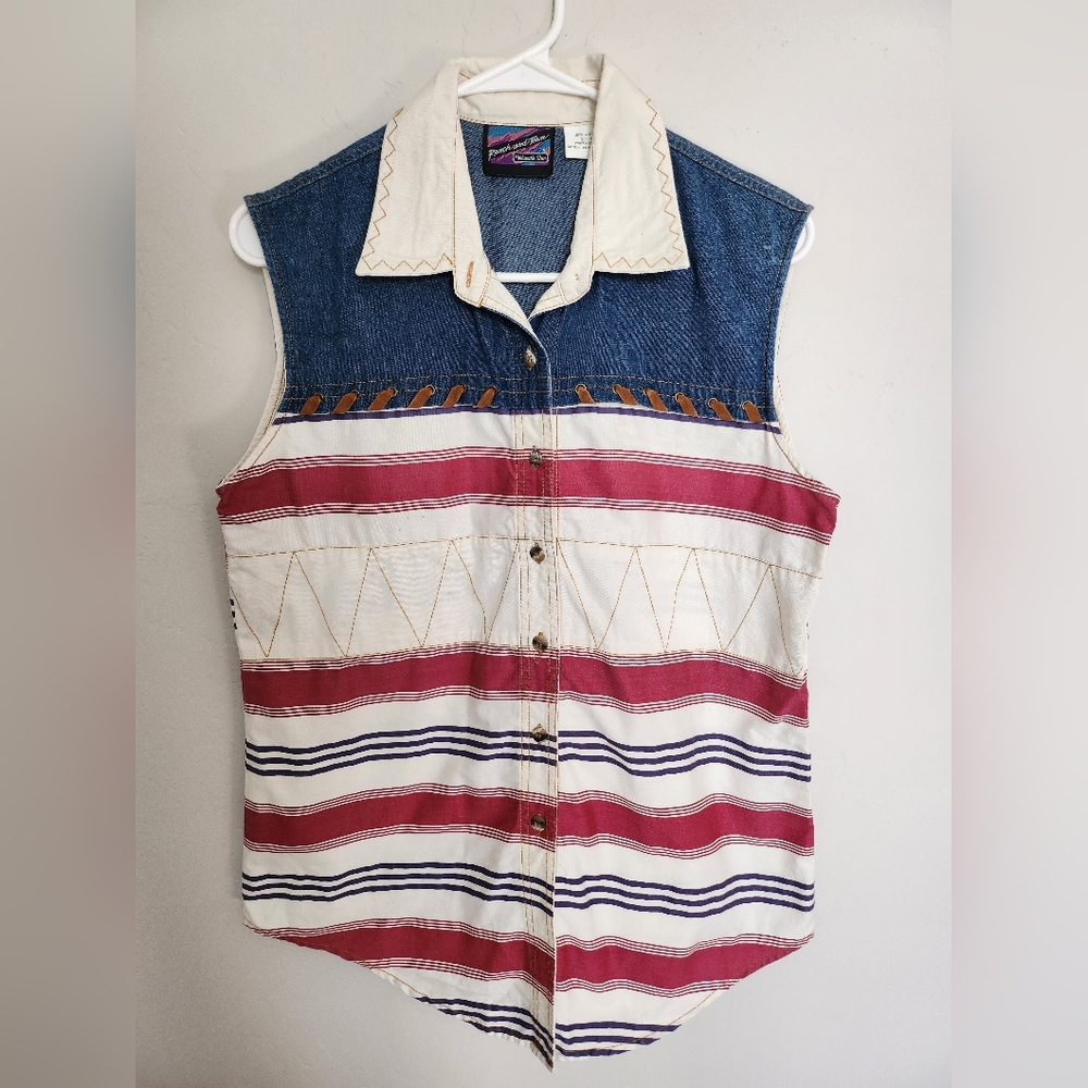Ranch & Town  Panhandle Slim Women's Size M 100% Cotton Sleeveless Western Top
